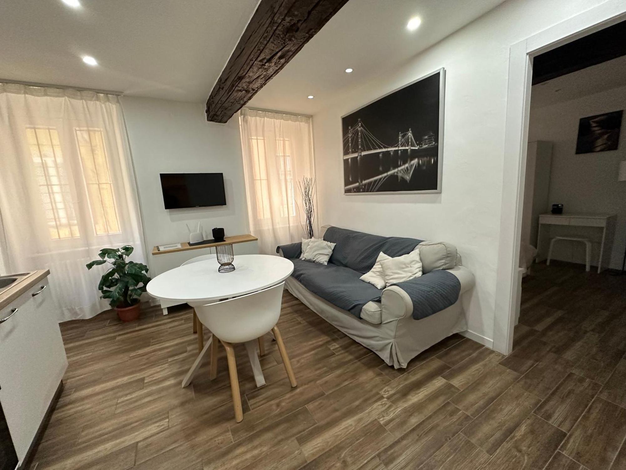 Residenza Castellazzo Apartment Ivrea Exterior foto